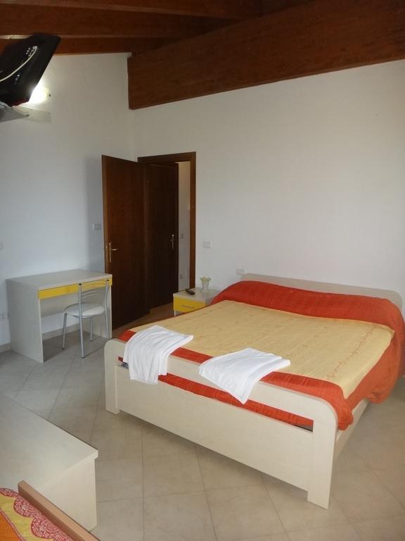 Agriturismo San Valentino Castellarano Ruang foto